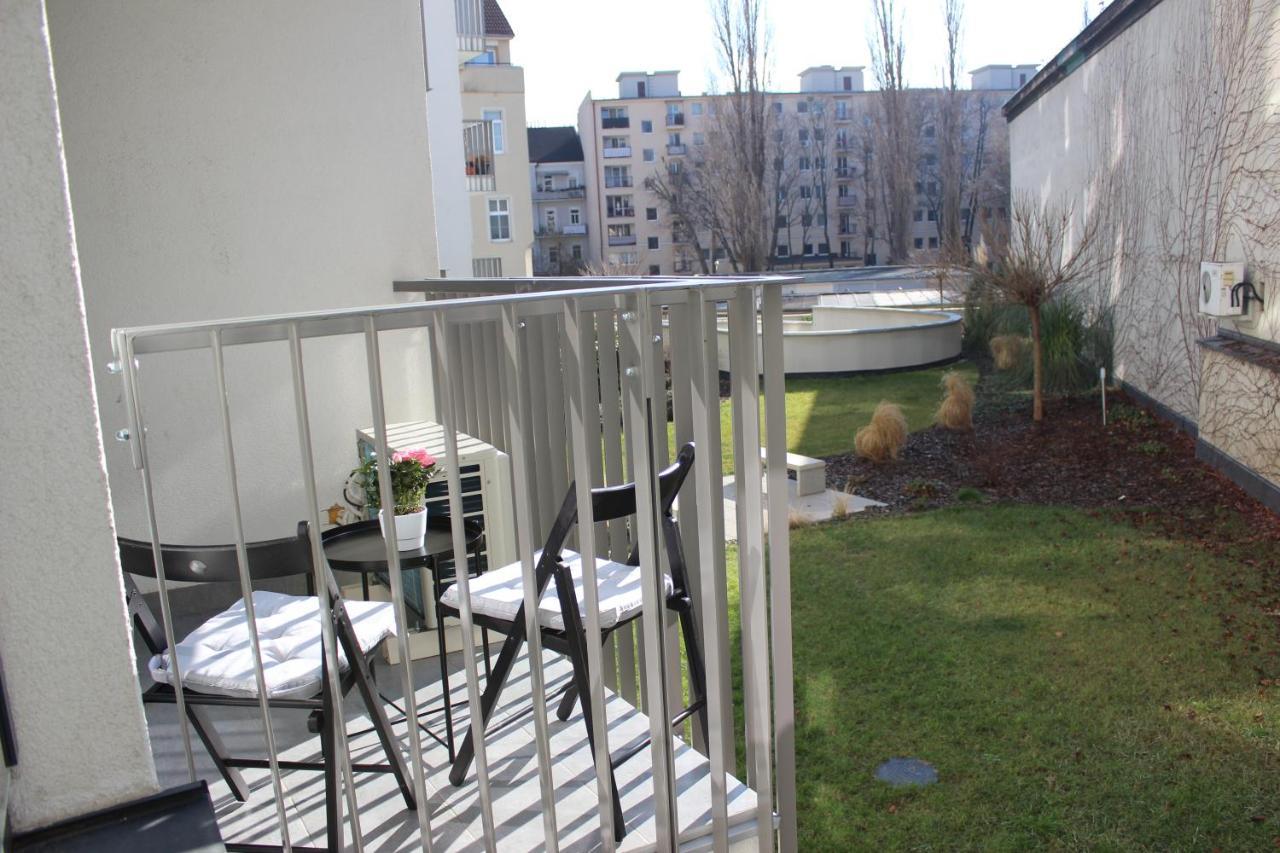Leo Apartment Free Parking - Augusta Bratislava Eksteriør billede